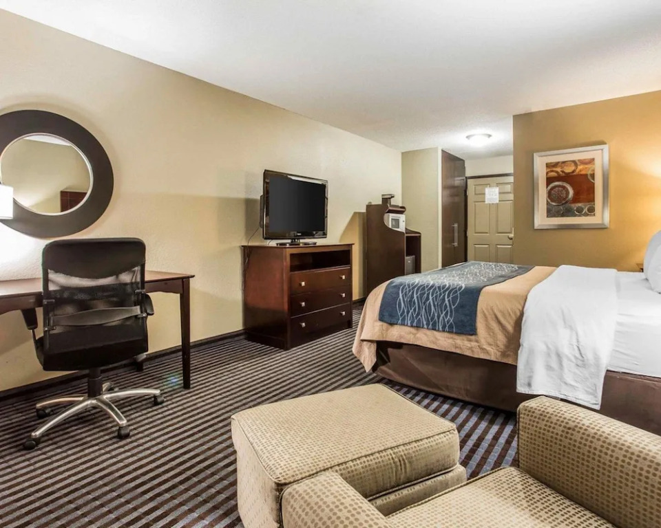 Comfort Inn & Suites Atlanta-Smyrna