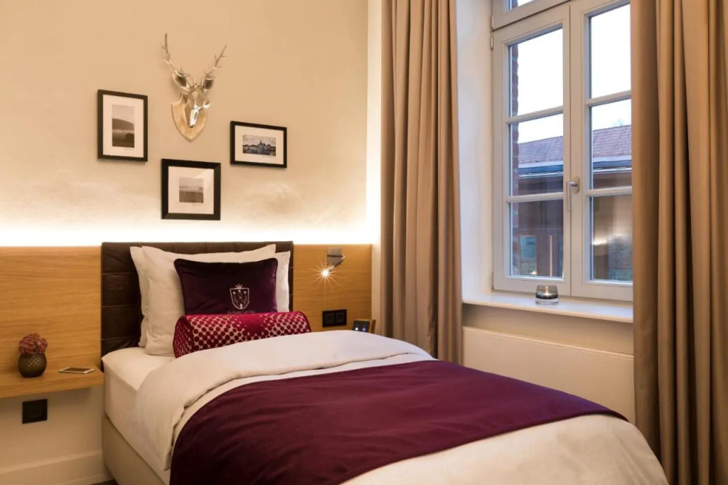 Hotel Brunnenhaus Schloss Landau