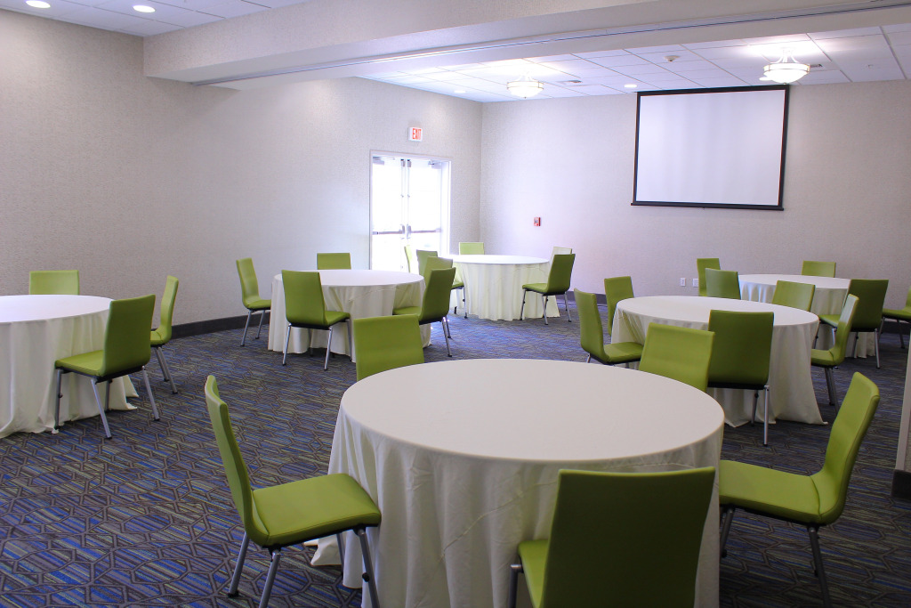 Holiday Inn Express Hotel & Suites Napa Valley-American Canyon by IHG