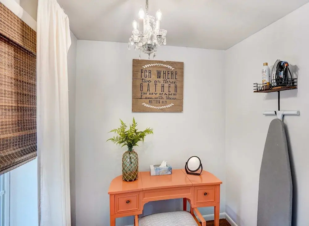Chic Troy Home Near Downtown, 9 Mi to Albany!