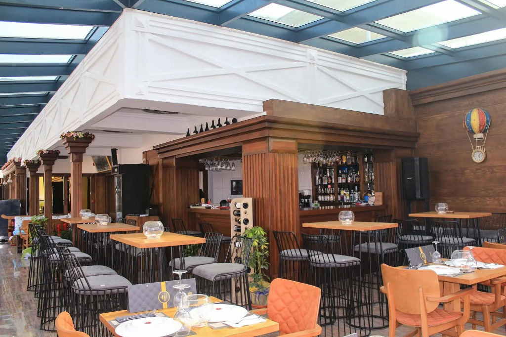 Reis Royal Hotel