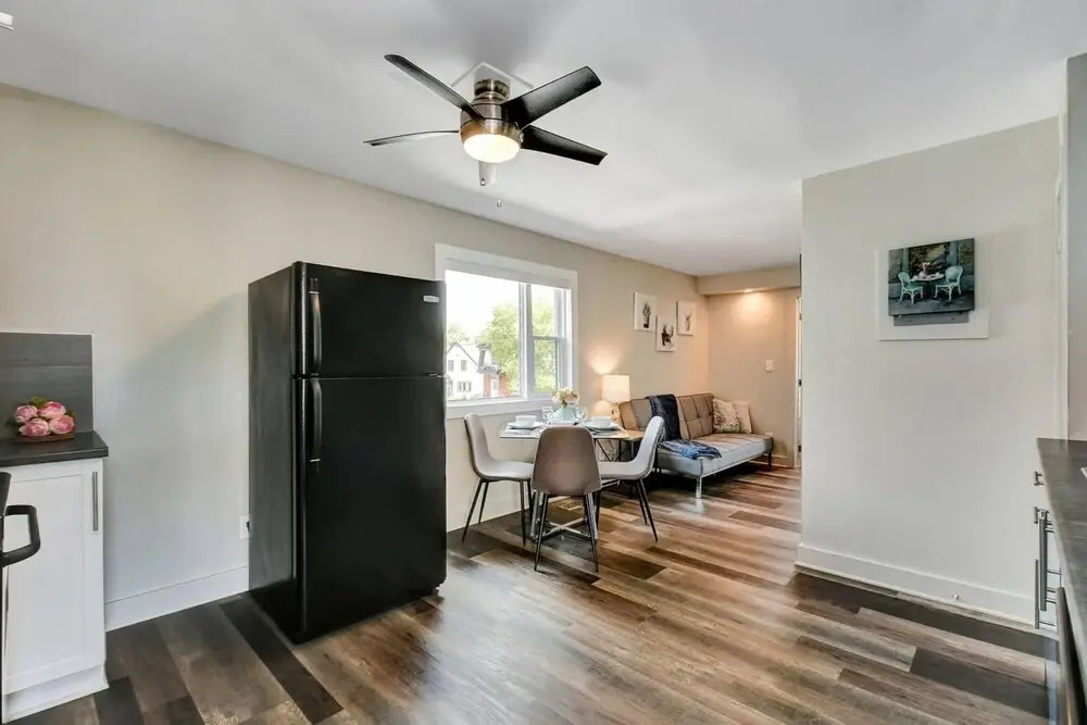 Modern and Cozy - 1BR King Apt With Netflix - Near DT Ottawa