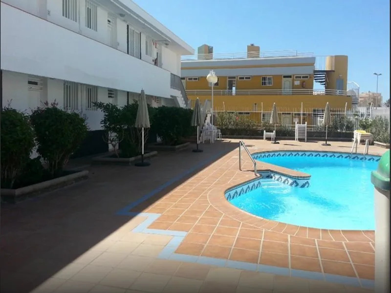 Las Perlas and Orquideas Apartments