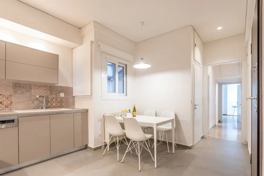 Exquisite HiEnd 3bdr 4th flr Top Kolonaki spot