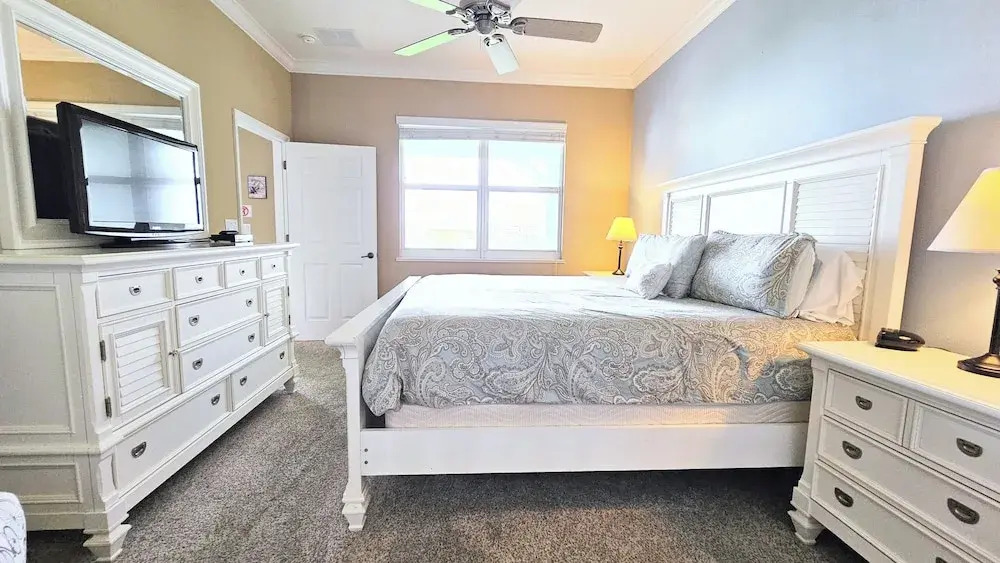 Cinnamon Beach Retreat - Ocean View! 4th Floor 2 Resort Pools!
