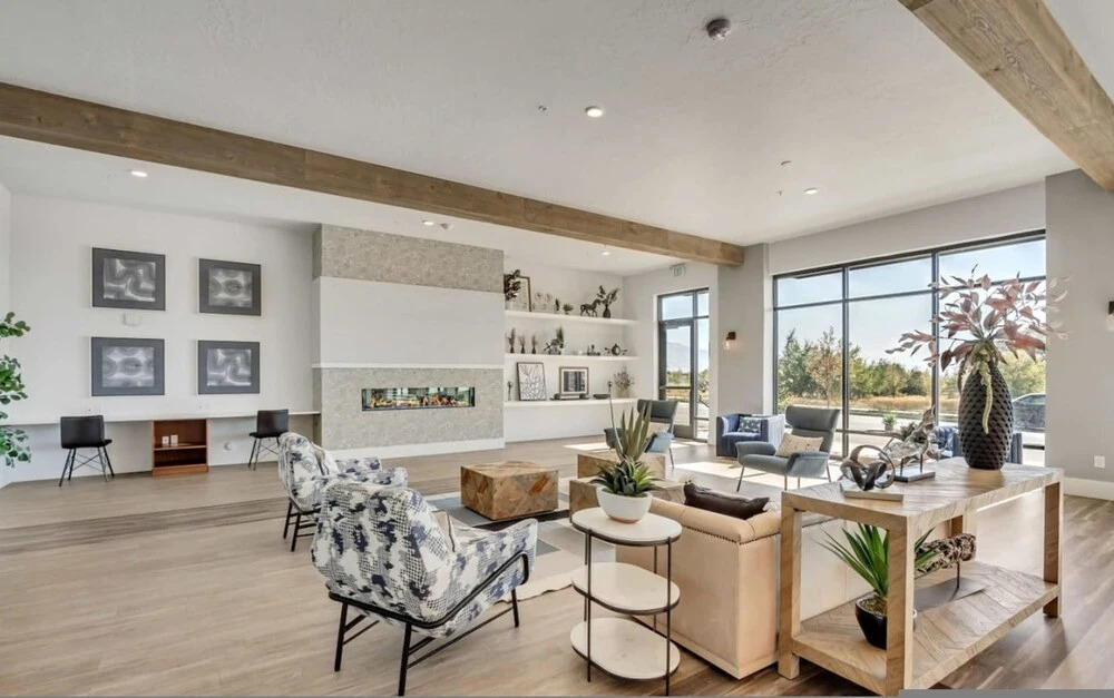 Stunning Corporate Housing - Hill AFB - Davis Conf