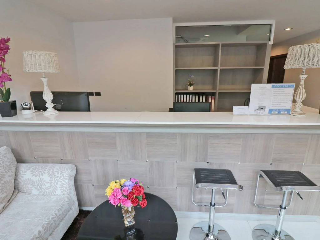 Nida Rooms Ratchathewi Makkasan Silver