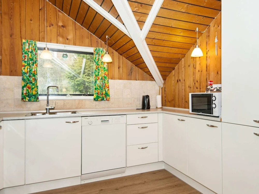 6 person holiday home in Toftlund-By Traum