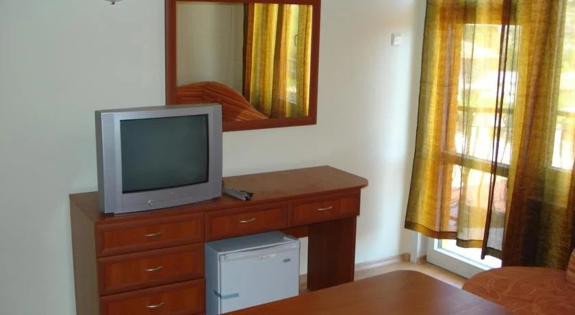 White Rose Hotel