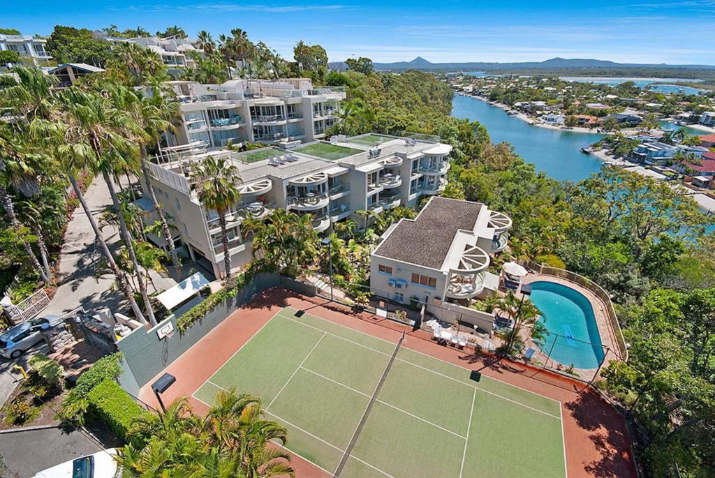 Noosa Crest Resort