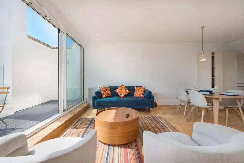 Fabulous Apartment With Terrace RH8