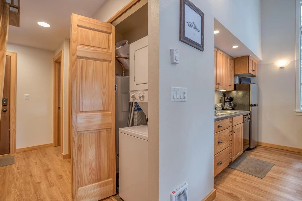 Ski House 233