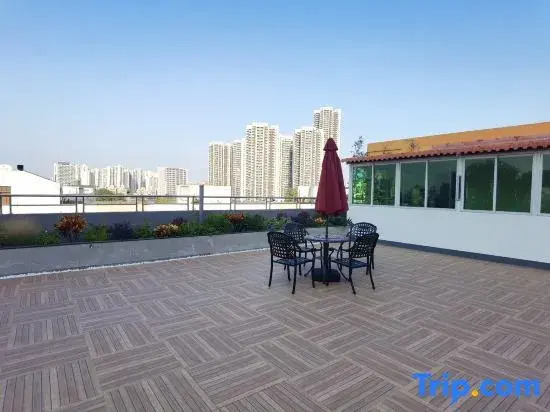 Duxiang Riverside Hotel