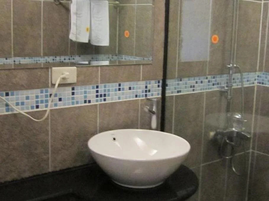 Esquire Hotel