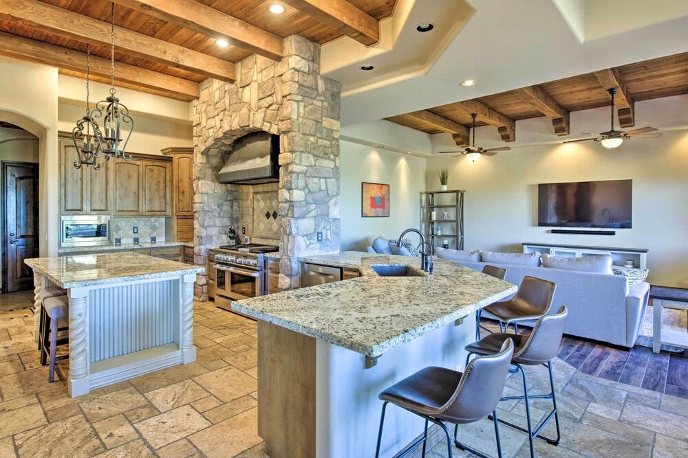 Near Golfing: Mesa Villa w/ Outdoor Oasis & Pool