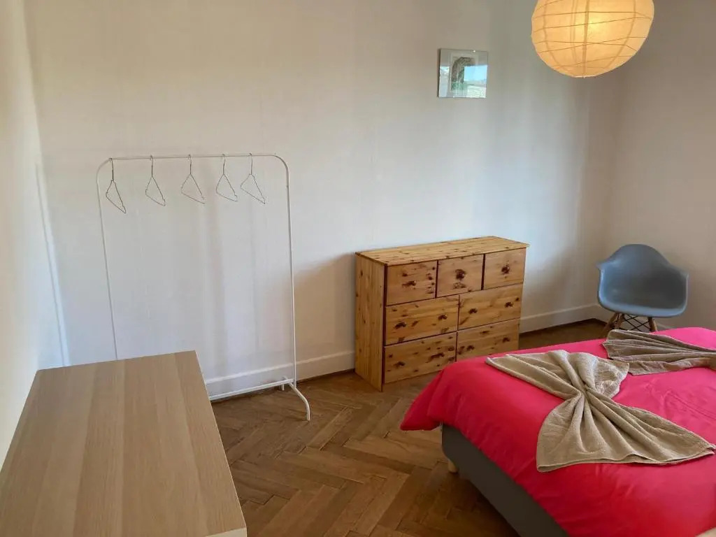Charmant 2 pièces avec parking privé