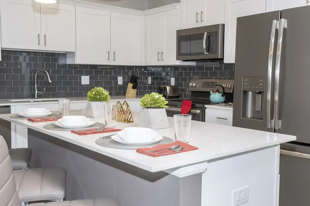 Gorgeous Two Bedroom Apt Close to Disney 306 4721 Storey Lake Resort