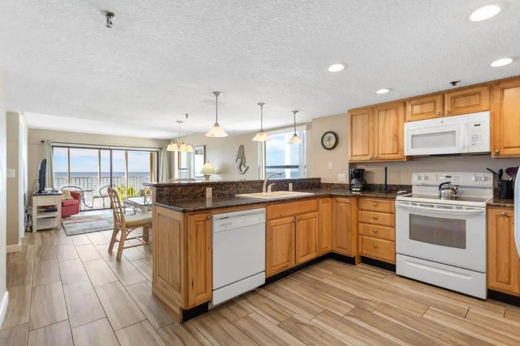 312 Beach Place Condos