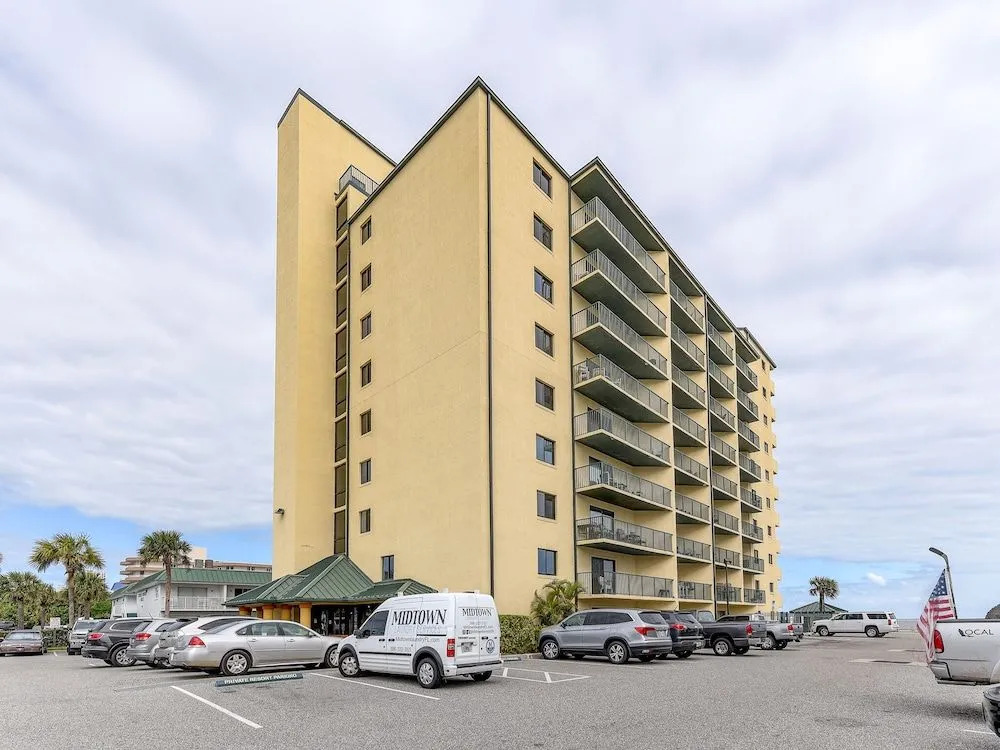 Sunglow Resort 305 by Distinctive Beach Rentals