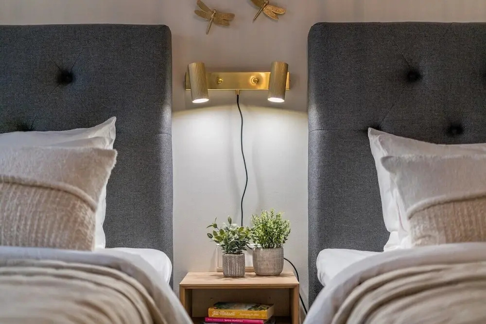Inf3.4i - Modern & Bright City Apartment