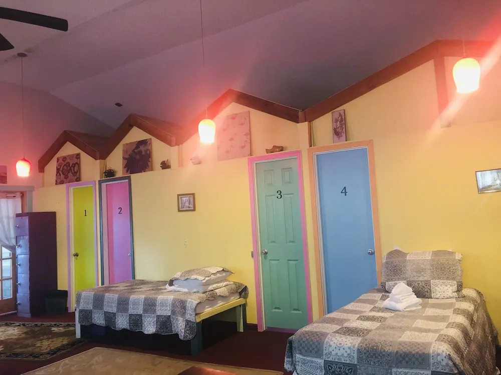 WILLIAMS AZ HOSTEL