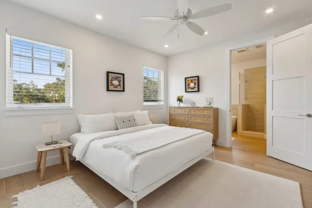 Serenity at Surfside by Avantstay Pool, Porches, Fire Pit & Arcade Near Vilano Beach