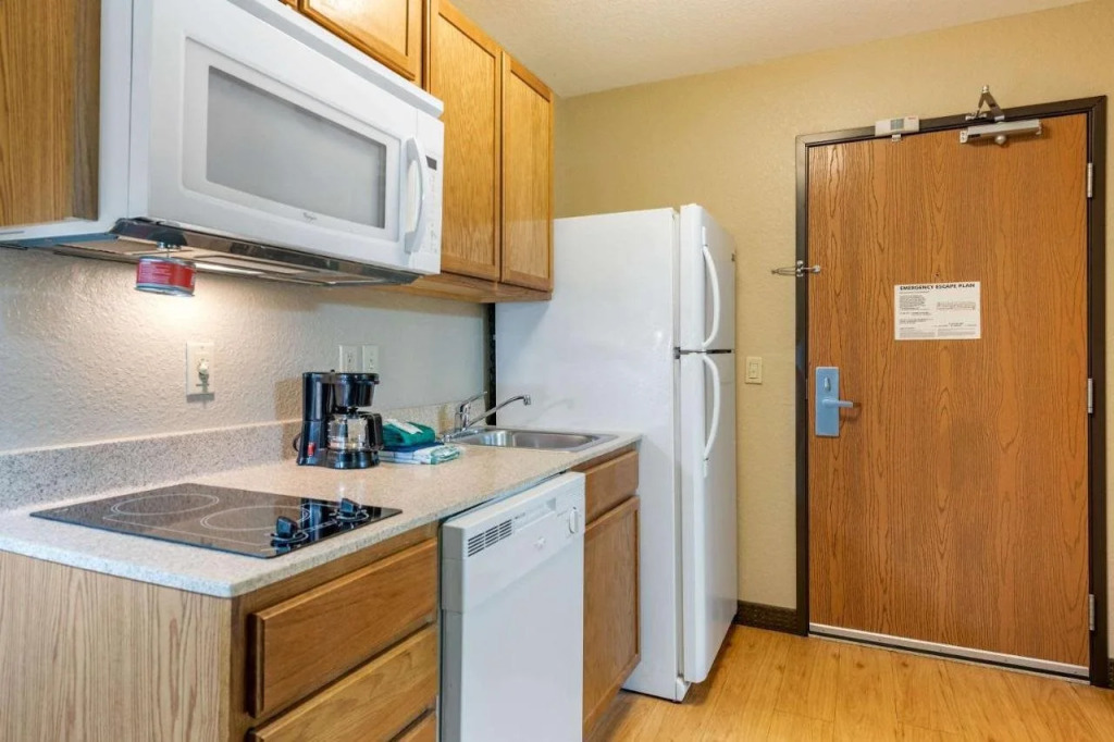 Birch Hill Suites - South Bend