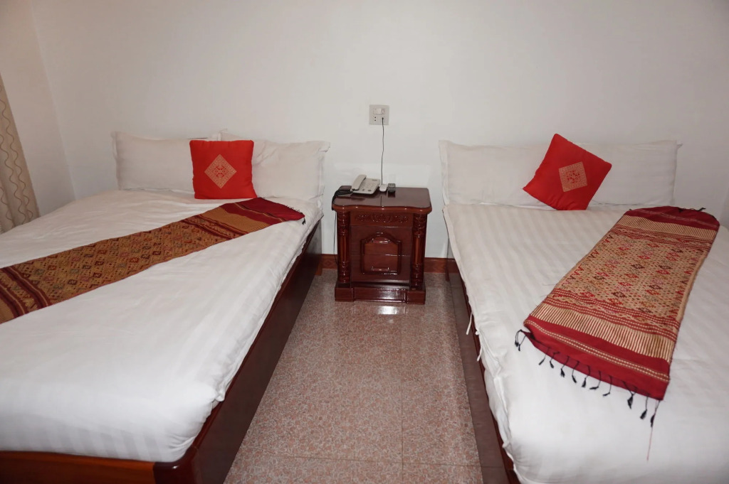 Mittaphap Hotel Luangprabang