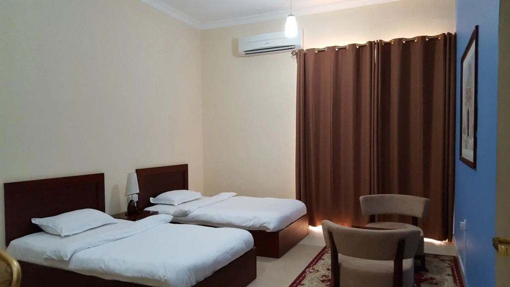 Al Ayjah Plaza Hotel