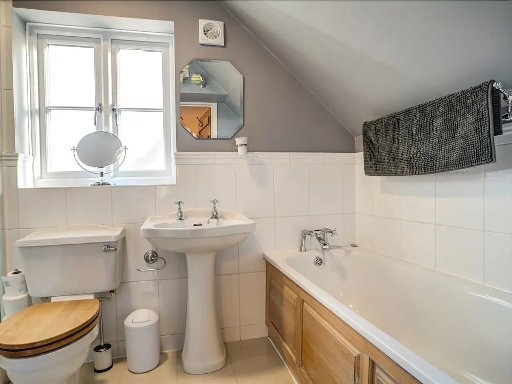 Aelia Cottage, Cirencester