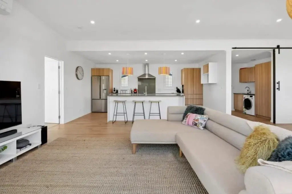 Cedar House - Martinborough Holiday Home