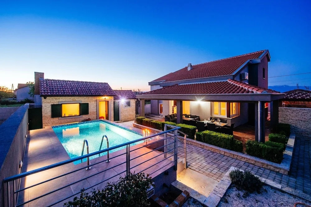 Villa Ena
