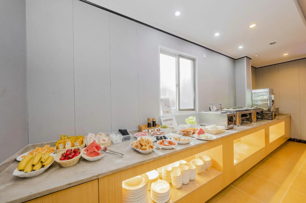 Homeinn Hotel (Shanghai Ninth People's Hospital Fengcheng Branch)