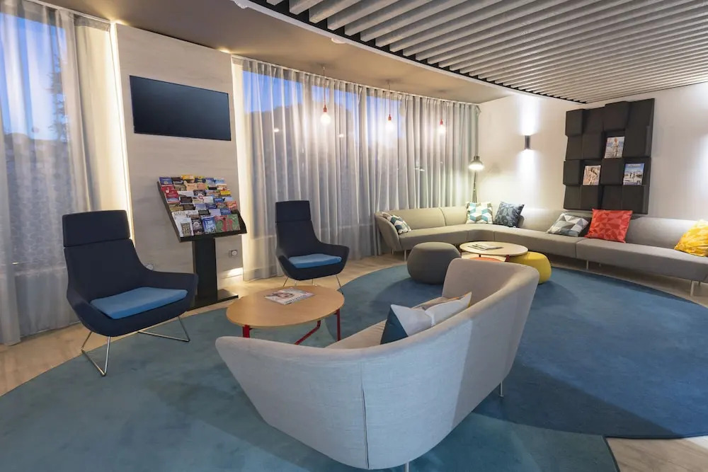 Holiday Inn Express Paris - Velizy by IHG