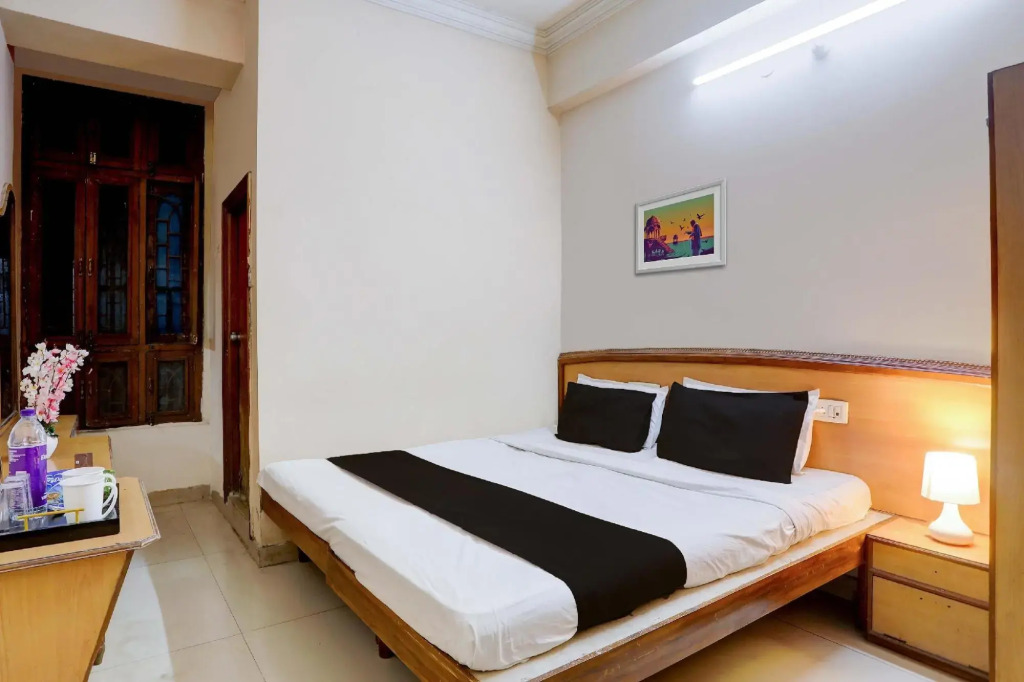 FabHotel RK Residency - Nr S R Nagar Metro Station, Ameerpet