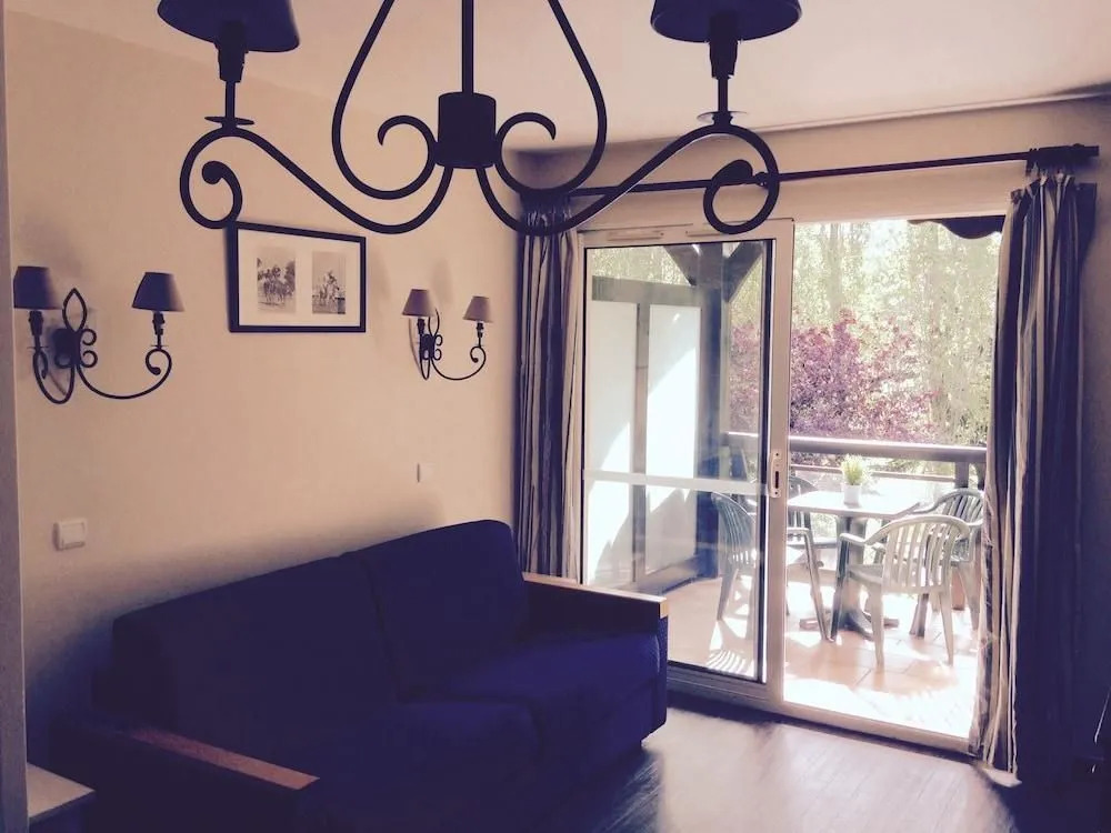 Appartement 1 Chambre 4 Pers - Piscine Chauffé - Parking Gratuit - Vue Golf Deauville - La Deauvillaise Résidence du Golf