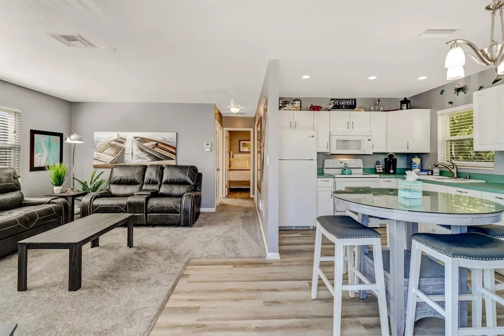 189 Dakota Ave-palm Paradise