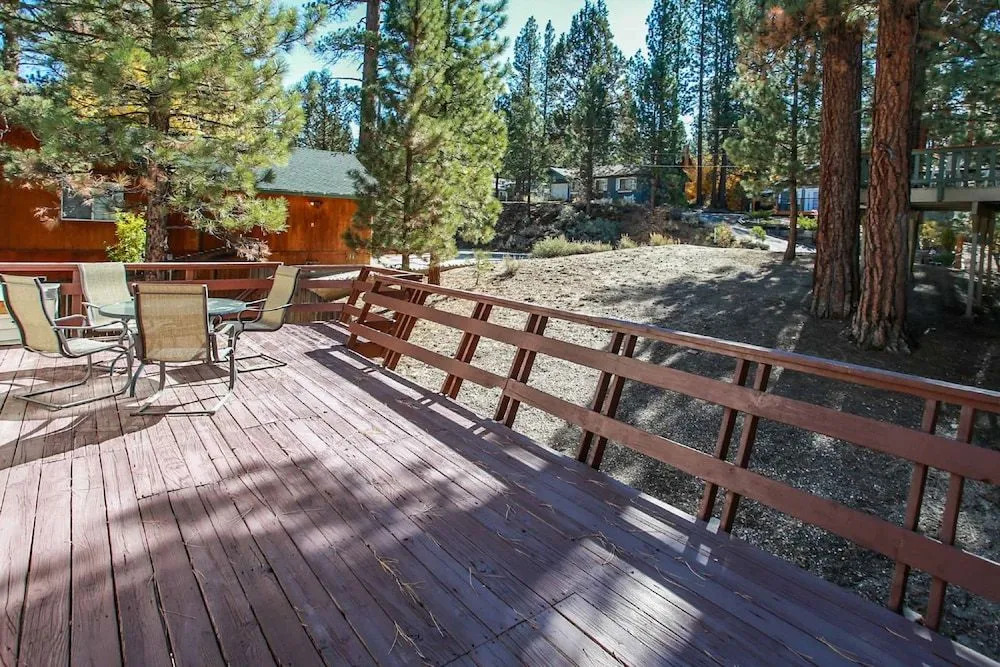 Big Bear Mountain Escape