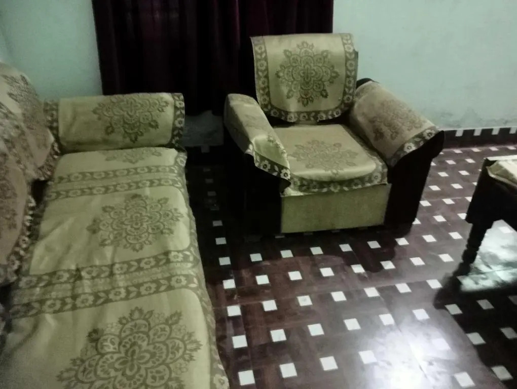 Spot On 90028 Ashiyana Bharatpur