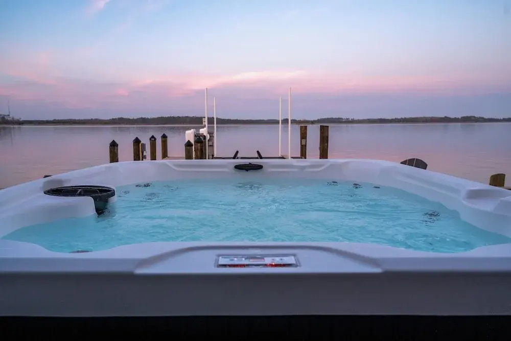 Game Room! Waterfront Group Haven in Ocean Pines