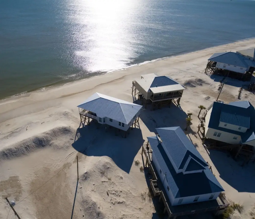 Simple Pleasures - Nothing Between You And The Water But Sugar White Sand! 3 Bedroom Home by RedAwning