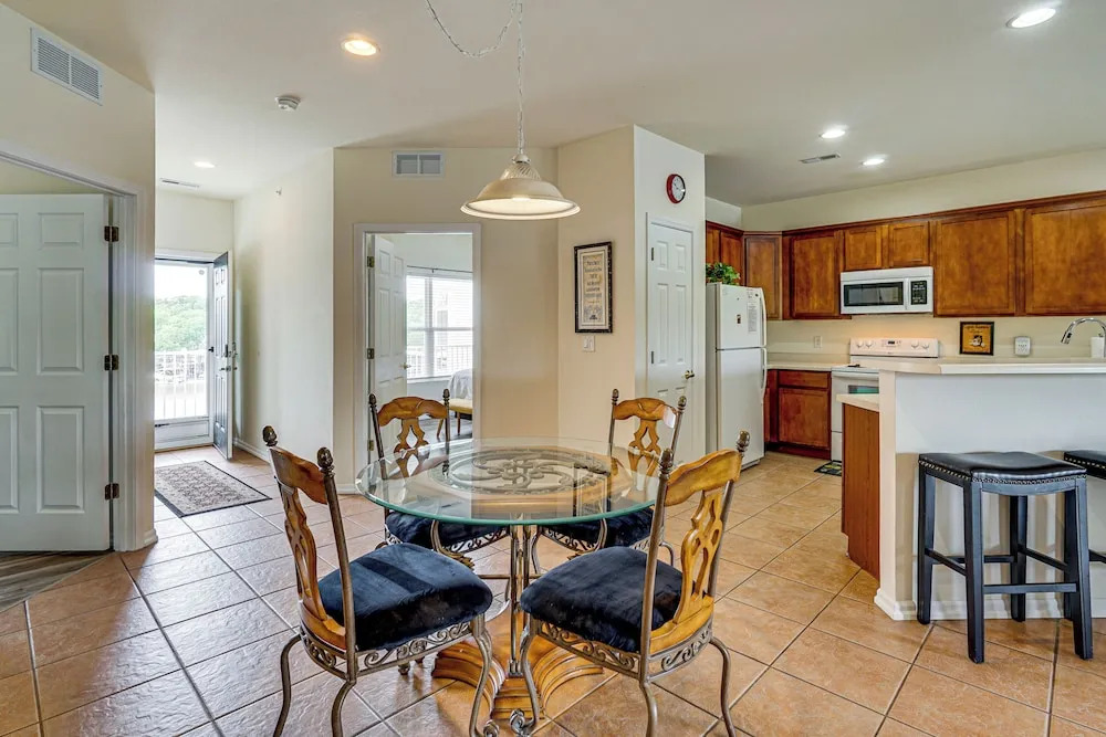 Lakefront Osage Beach Condo: Dock Your Boat Here!