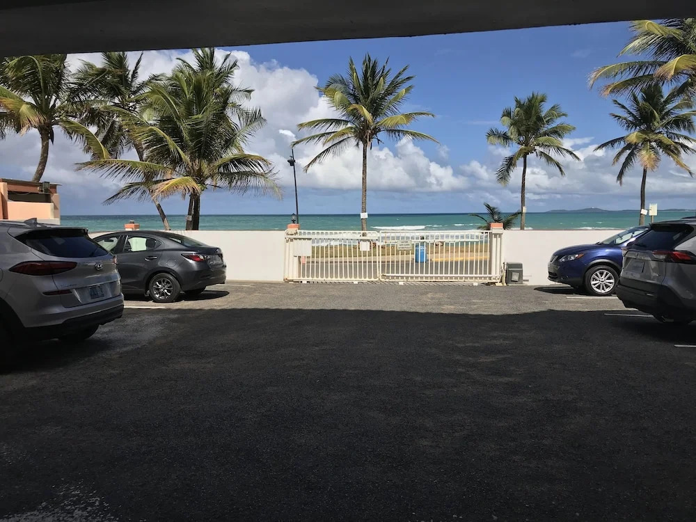 Luquillo Sunrise Beach Inn