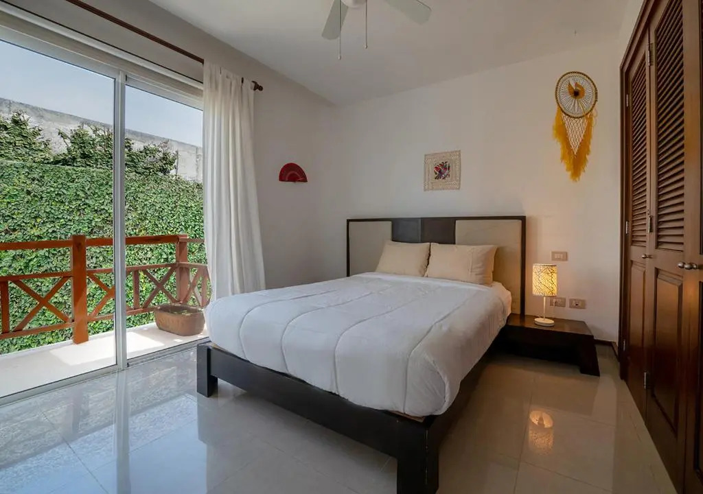Quiet, Breezy Condo Near 5th Avenue And the Beach - Xaman 201