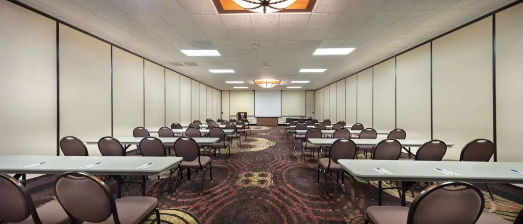 Best Western Wichita North Hotel & Suites