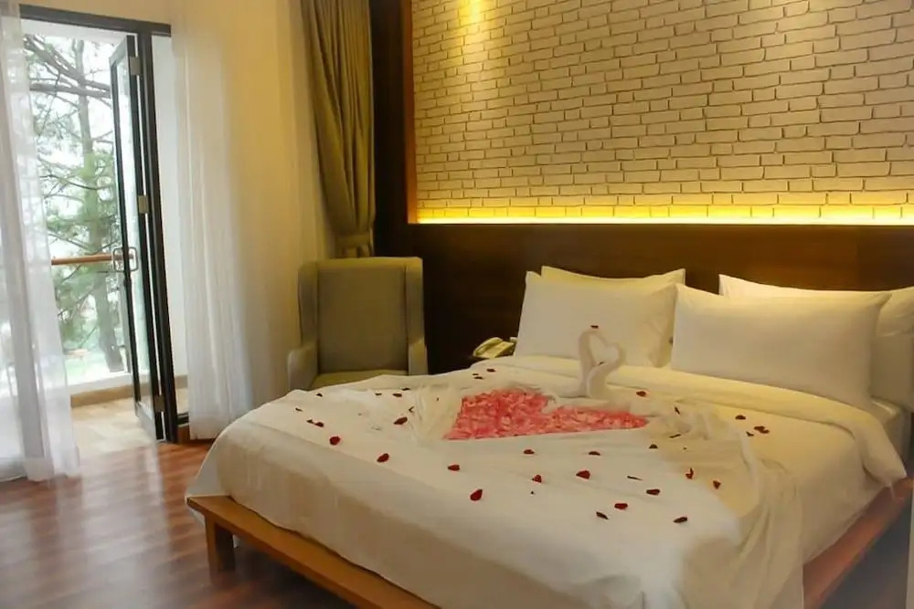Are You And I Bed & Breakfast