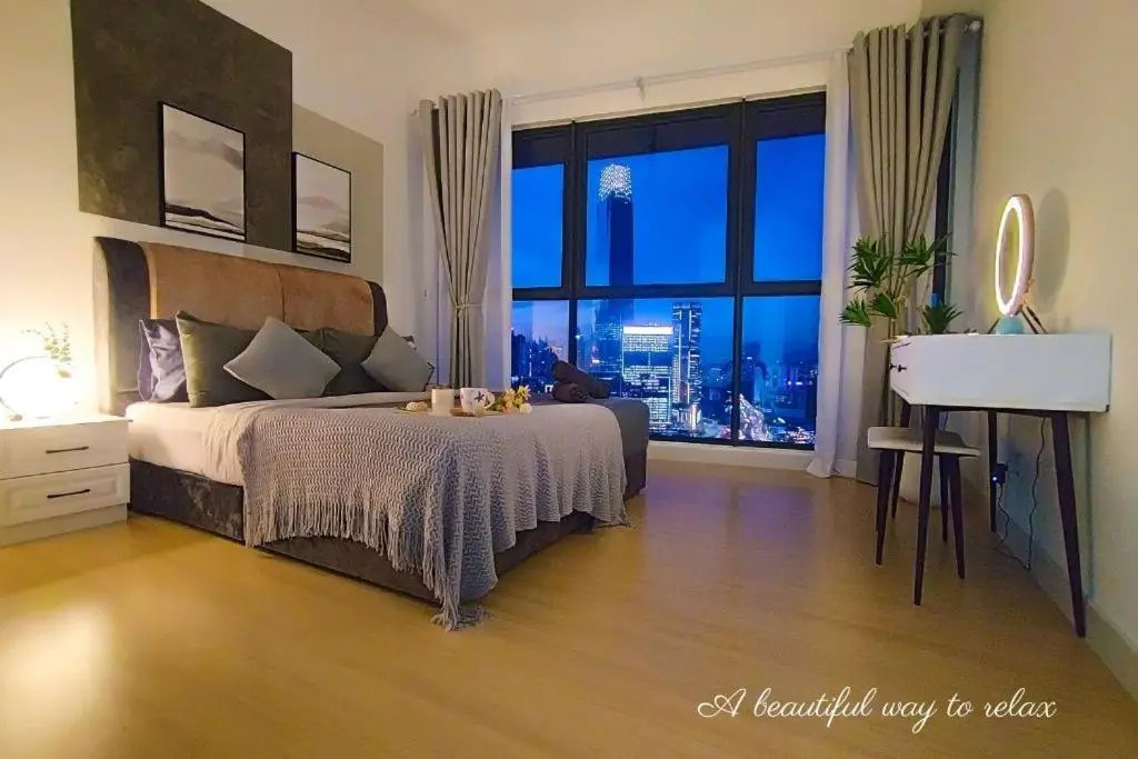 Awesome Designer Suite 3-Beds Near TRX KLCC, Next to IKEA