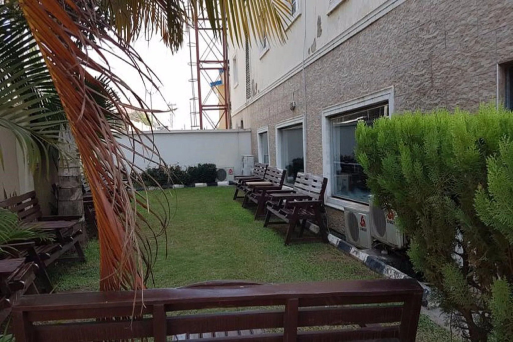 Savannah Suite Hotel Garden Gwarinpa