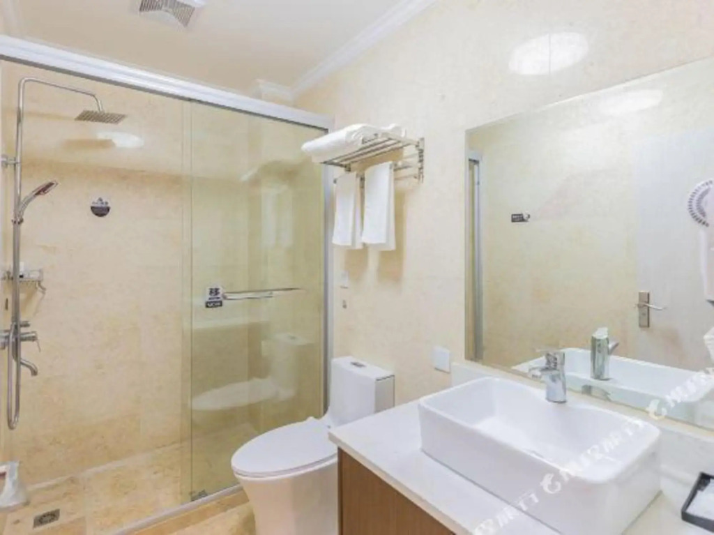 Shengchen Hotel Yunyue Light Luxury (Shanghai Pudong Airport)