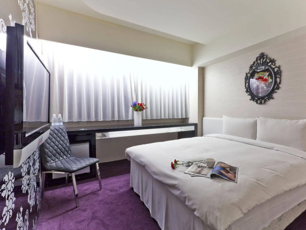 The Longstay Hotel